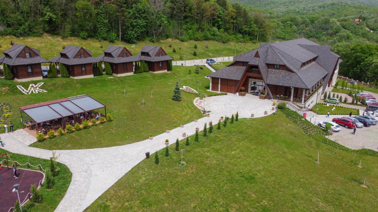 Etno Naselje Vrdnicka Kula Hotel Vrdnik Buitenkant foto